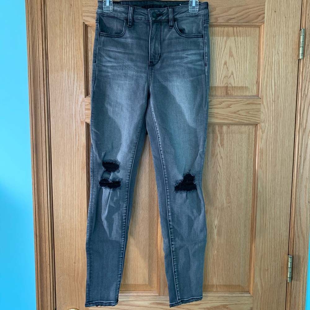 American Eagle Super Stretch Gray Skinny Jeans